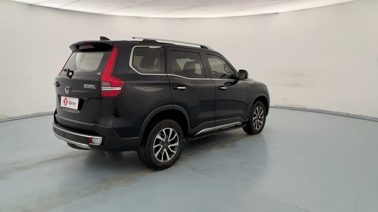 Used 2022 Mahindra Scorpio N Z8 L Petrol AT 7 STR Petrol Automatic exterior RIGHT REAR CORNER VIEW