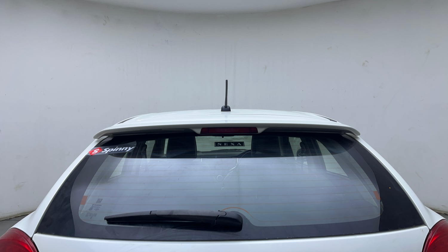 Used 2016 Maruti Suzuki Baleno Delta 1.2 Petrol Manual exterior BACK WINDSHIELD VIEW