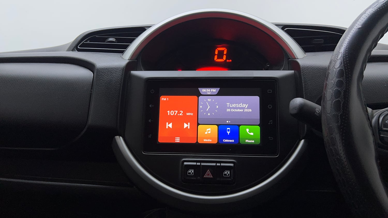 Used 2020 Maruti Suzuki S-Presso VXi Plus AMT Petrol Automatic top_features Touch screen infotainment system