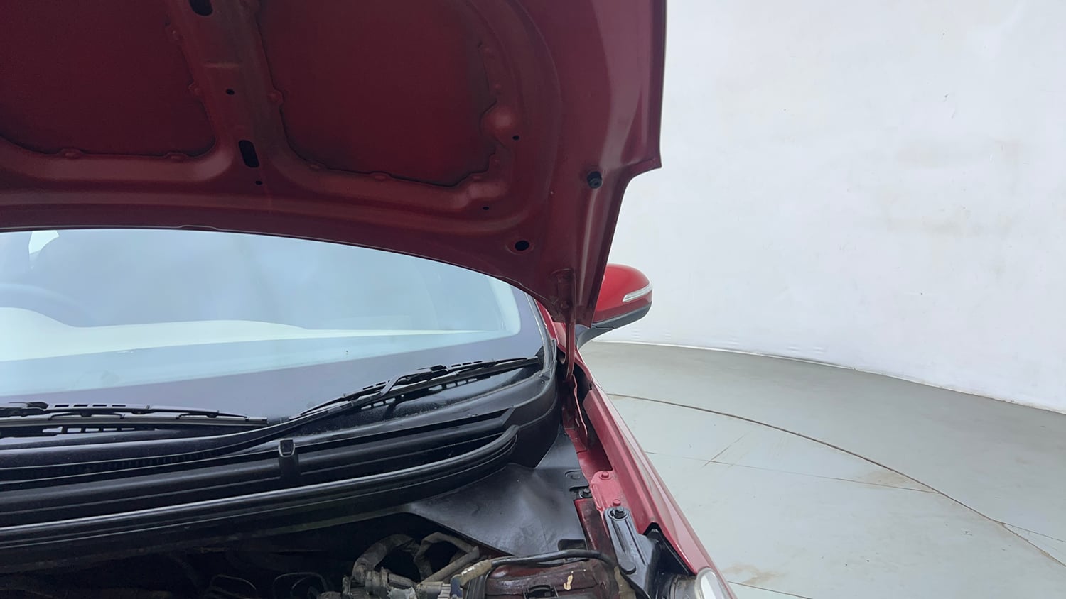Used 2018 Hyundai Elite i20 Asta 1.2 (O) Petrol Manual engine ENGINE LEFT SIDE HINGE & APRON VIEW