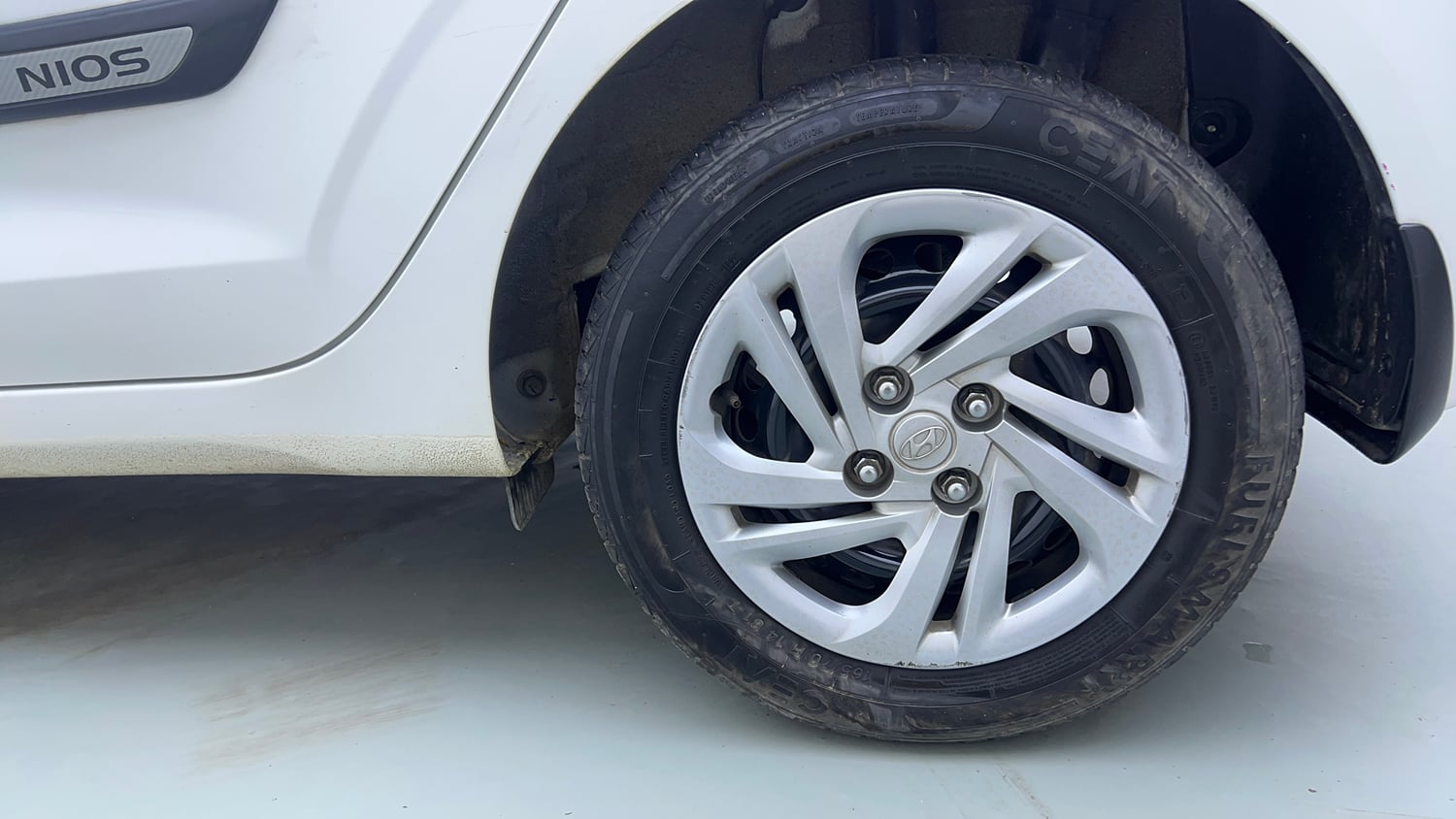 Used 2022 Hyundai Grand i10 Nios Magna AMT 1.2 Kappa VTVT Petrol Automatic tyres LEFT REAR TYRE RIM VIEW