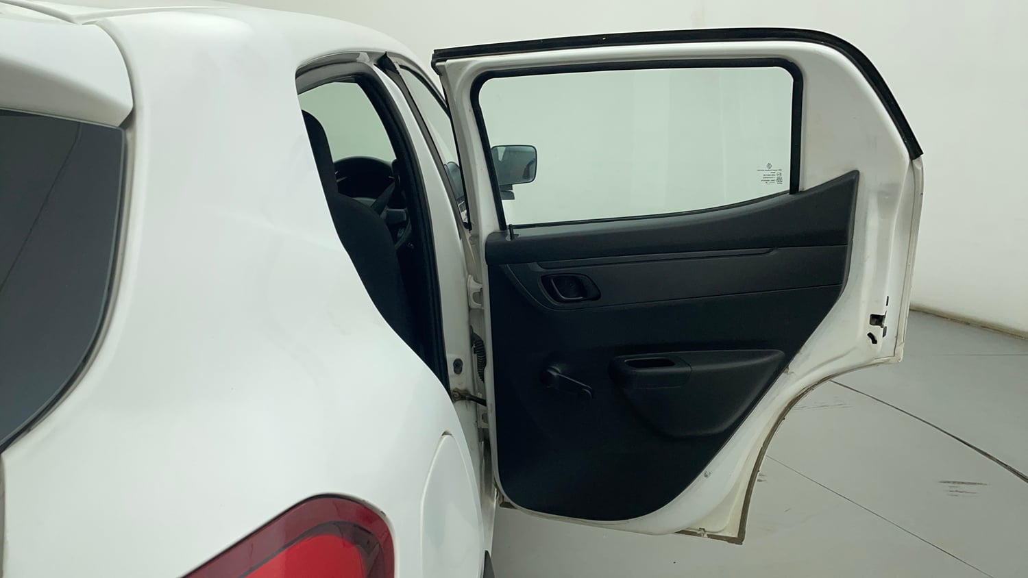 Used 2016 Renault Kwid RXT Petrol Manual interior RIGHT REAR DOOR OPEN VIEW