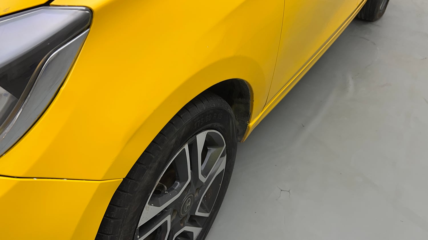 Used 2020 Tata Tiago XZA Plus Petrol Automatic dents MINOR DENT