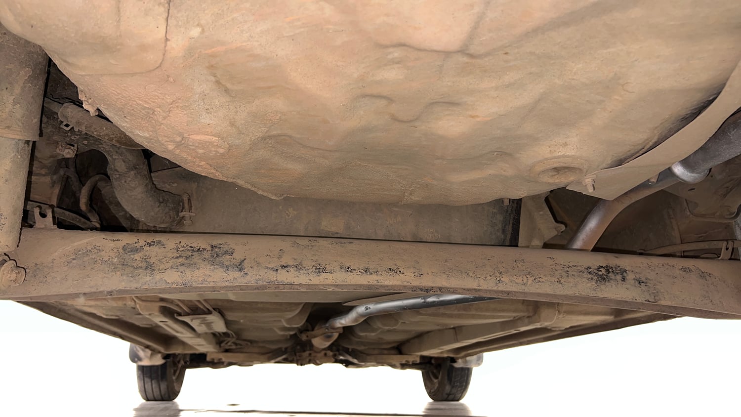 Used 2015 Hyundai i10 Sportz 1.1 iRDE2 Petrol Manual extra REAR UNDERBODY VIEW (TAKEN FROM REAR)