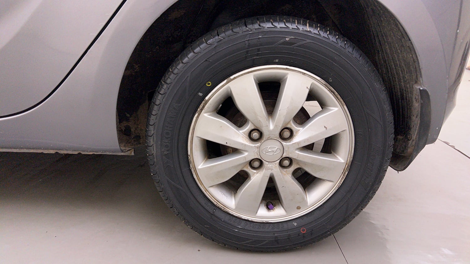 Used 2012 Hyundai i20 Sportz 1.2 Petrol Manual tyres LEFT REAR TYRE RIM VIEW