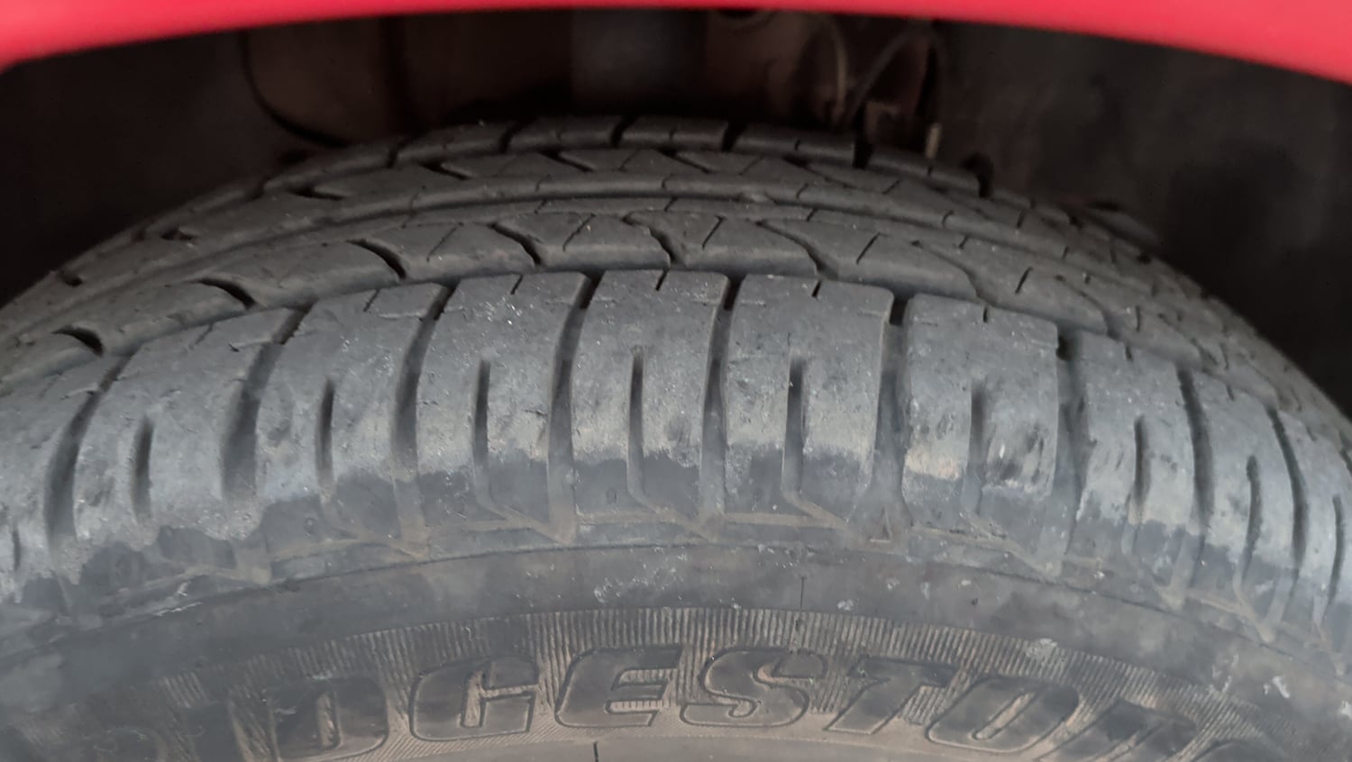 Used 2021 Tata Tiago XT Petrol Manual tyres RIGHT FRONT TYRE TREAD VIEW