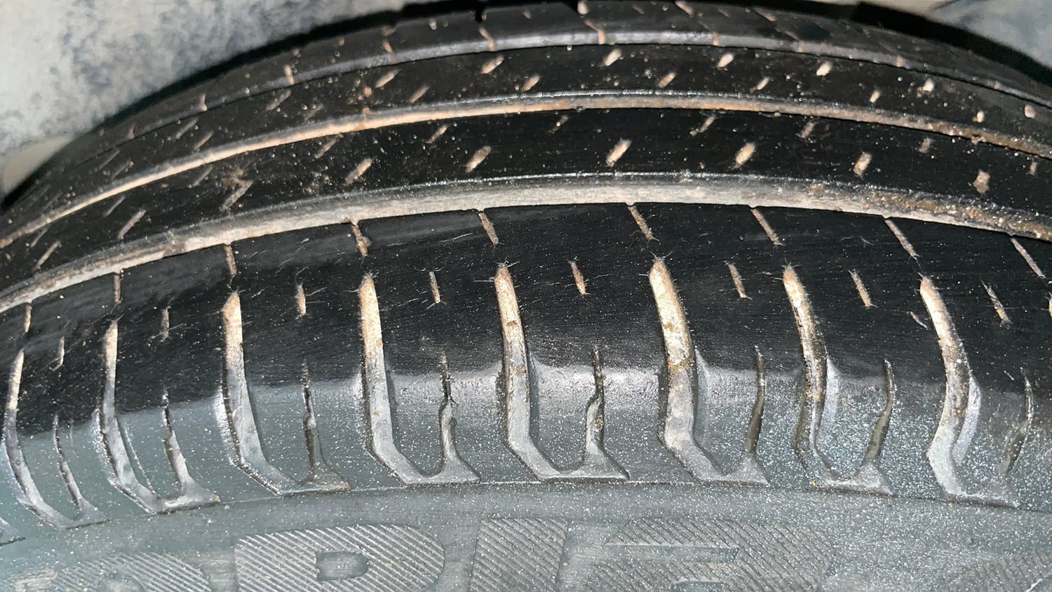 Used 2019 Maruti Suzuki Dzire VXi AMT Petrol Automatic tyres LEFT REAR TYRE TREAD VIEW