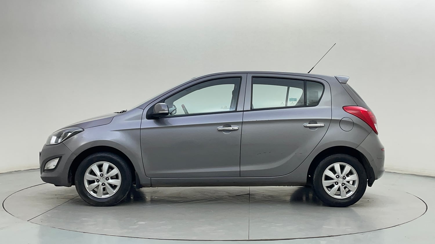 Used 2012 Hyundai i20 Asta 1.2 Petrol Manual exterior LEFT SIDE VIEW