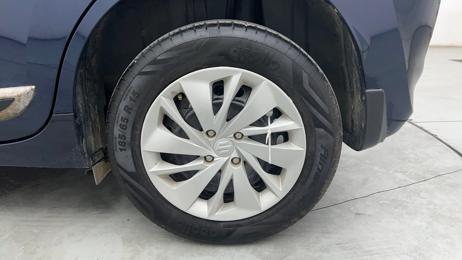 Used 2026 Maruti Suzuki Baleno Delta AGS Petrol Automatic tyres LEFT REAR TYRE RIM VIEW