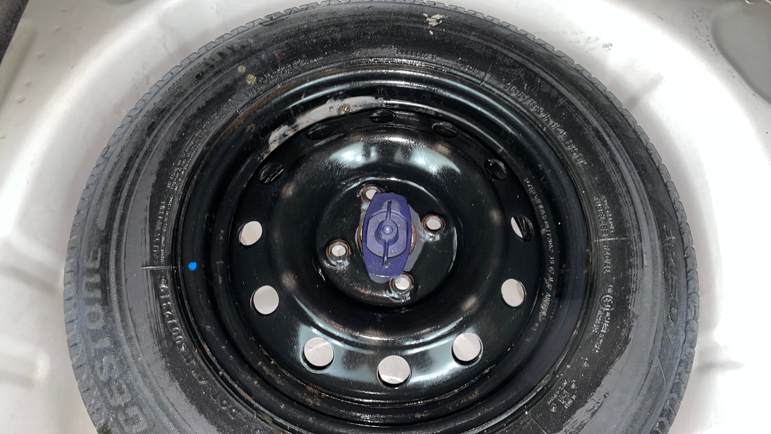 Used 2019 Maruti Suzuki Dzire VXi AMT Petrol Automatic tyres SPARE TYRE VIEW