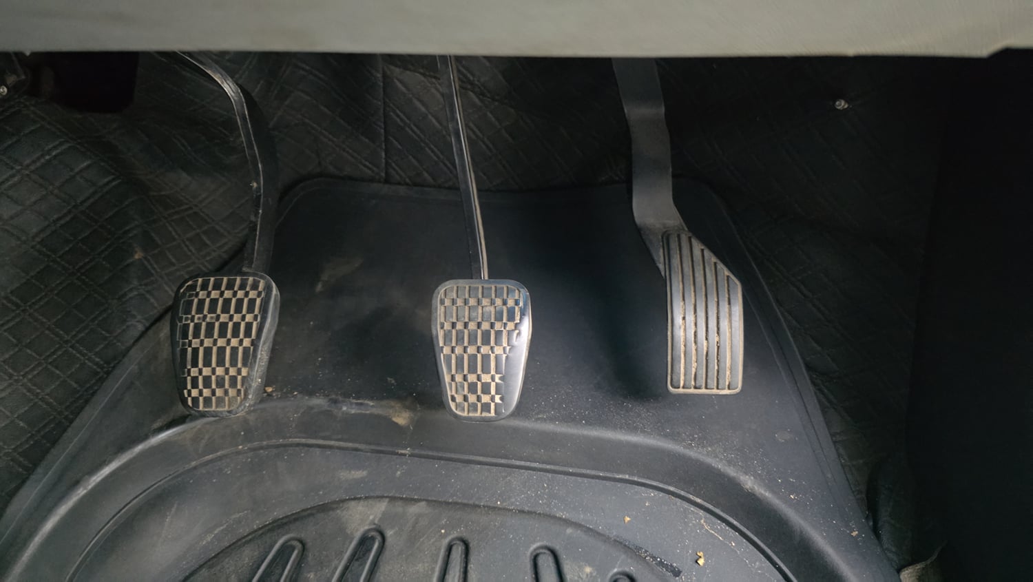 Used 2020 Tata Altroz XZ Petrol Petrol Manual interior PEDALS VIEW