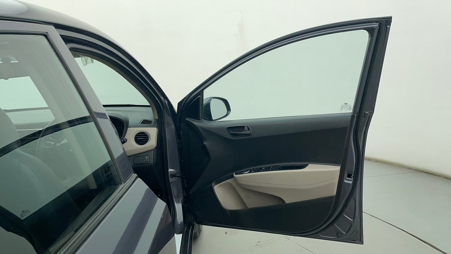 Used 2016 Hyundai Grand i10 Magna AT 1.2 Kappa VTVT Petrol Automatic interior RIGHT FRONT DOOR OPEN VIEW