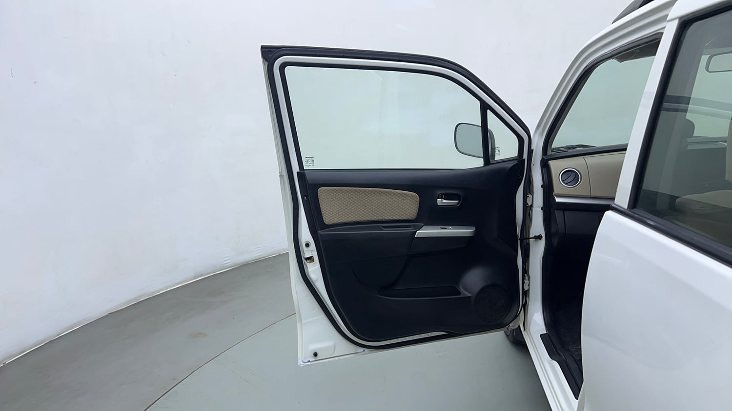 Used 2018 Maruti Suzuki Wagon R LXI Petrol Manual interior LEFT FRONT DOOR OPEN VIEW