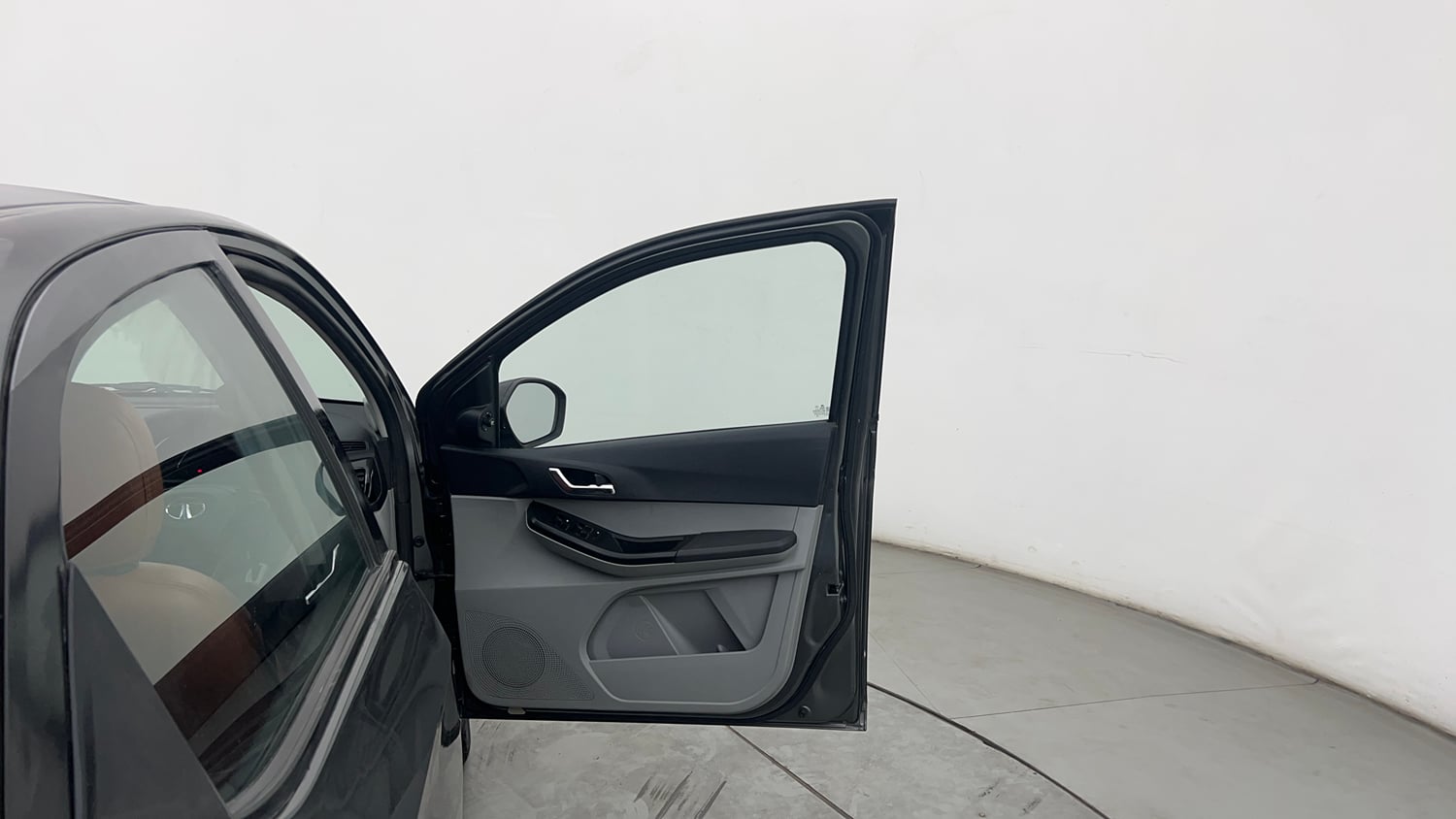 Used 2022 Tata Tiago XZA Plus Petrol Automatic interior RIGHT FRONT DOOR OPEN VIEW