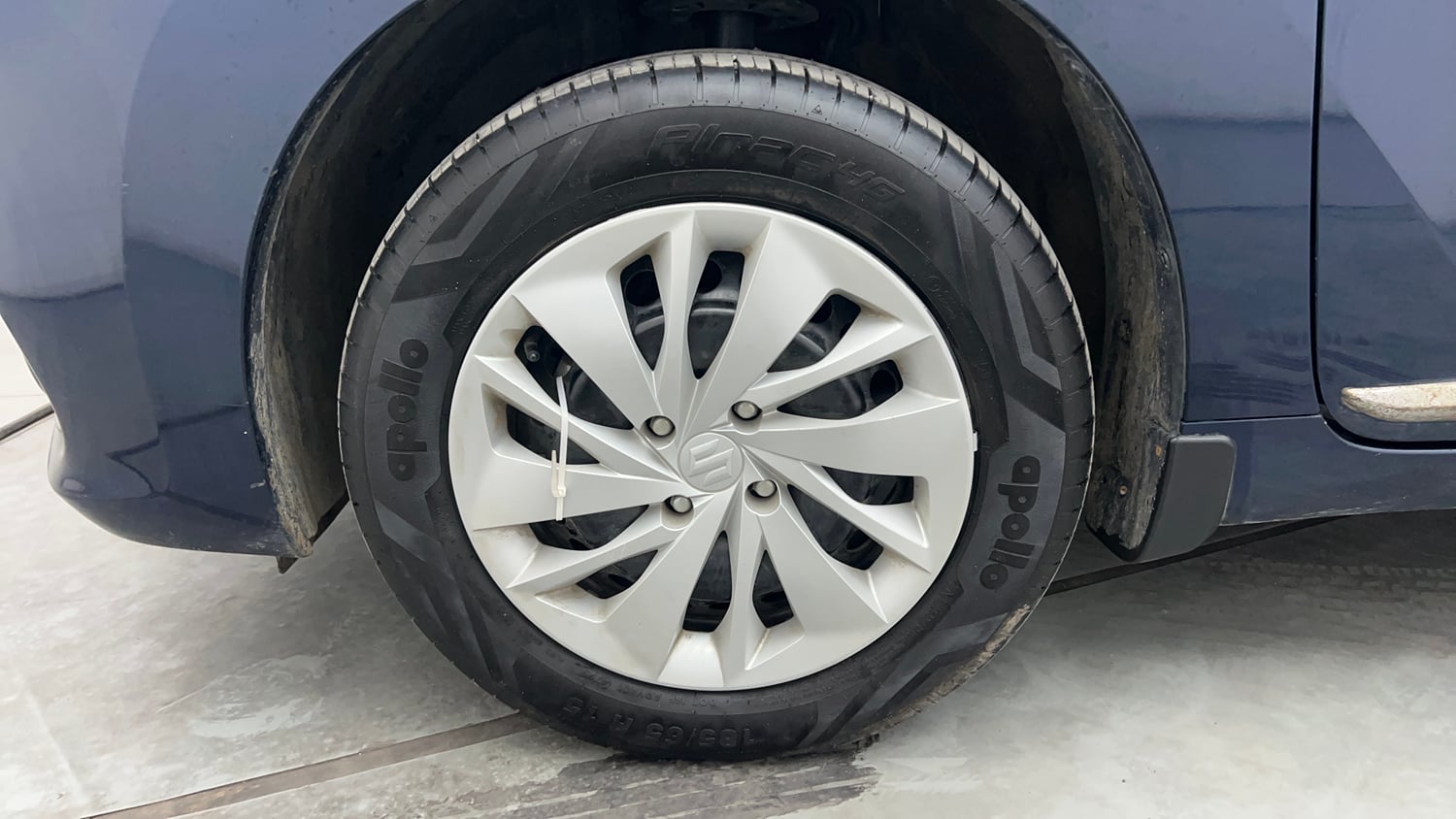 Used 2026 Maruti Suzuki Baleno Delta AGS Petrol Automatic tyres LEFT FRONT TYRE RIM VIEW