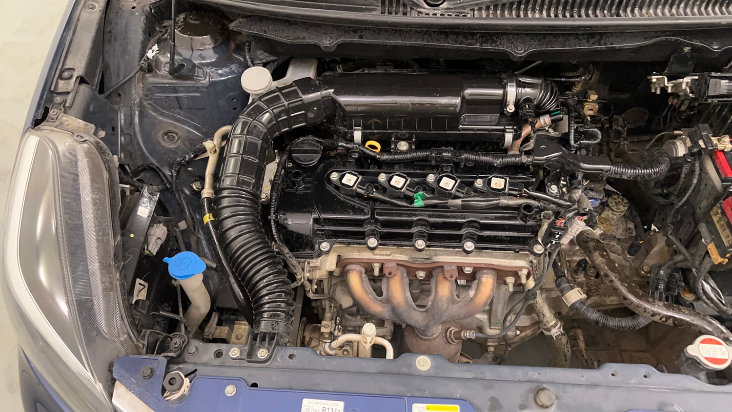 Used 2021 Maruti Suzuki Baleno Zeta Petrol Manual engine ENGINE RIGHT SIDE VIEW