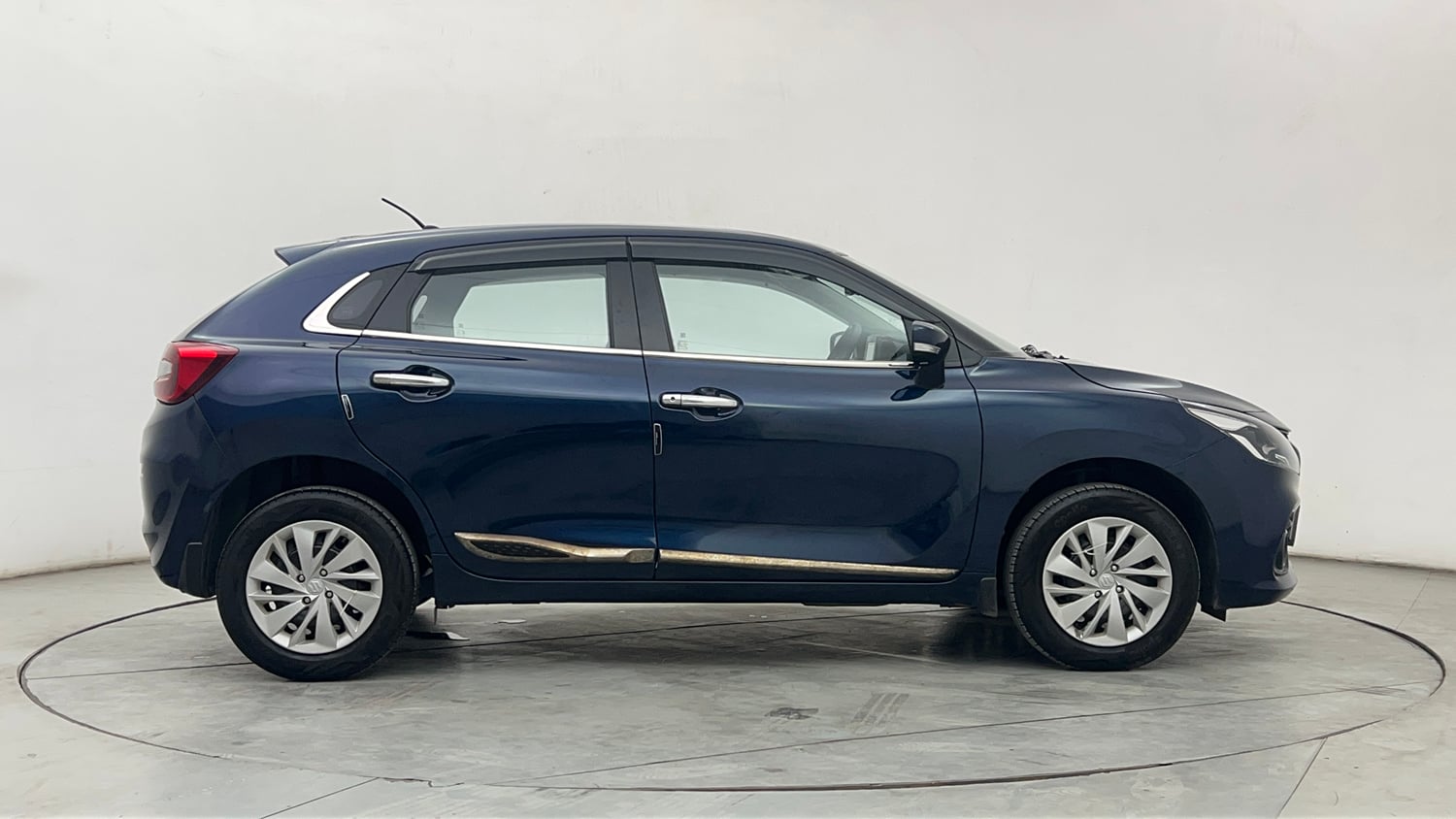 Used 2026 Maruti Suzuki Baleno Delta AGS Petrol Automatic exterior RIGHT SIDE VIEW