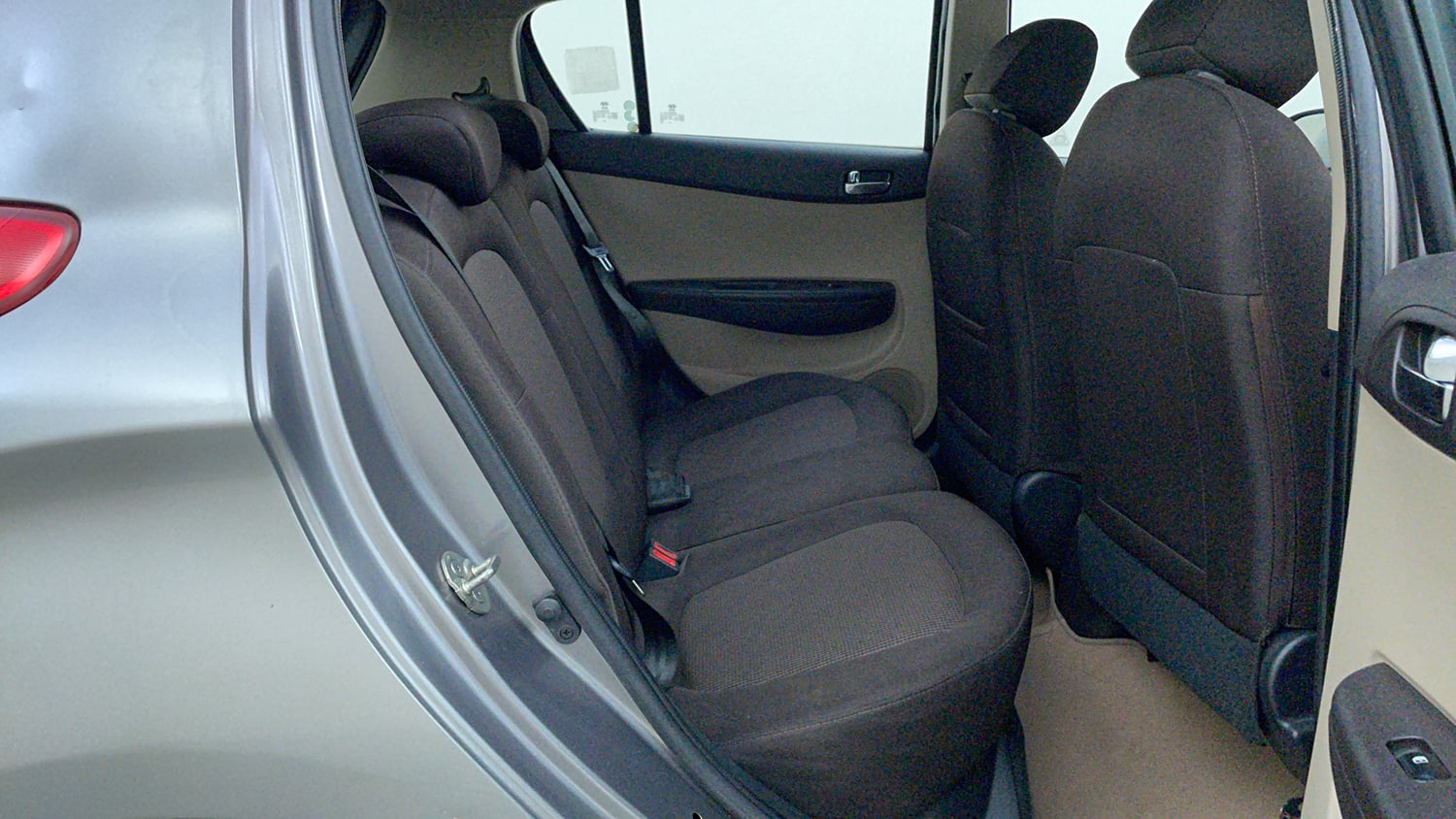 Used 2012 Hyundai i20 Asta 1.2 Petrol Manual interior RIGHT SIDE REAR DOOR CABIN VIEW