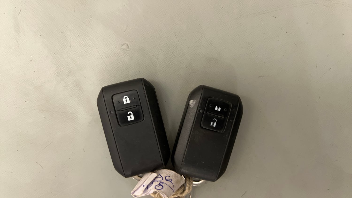 Used 2021 Maruti Suzuki Baleno Zeta Petrol Manual extra CAR KEY VIEW