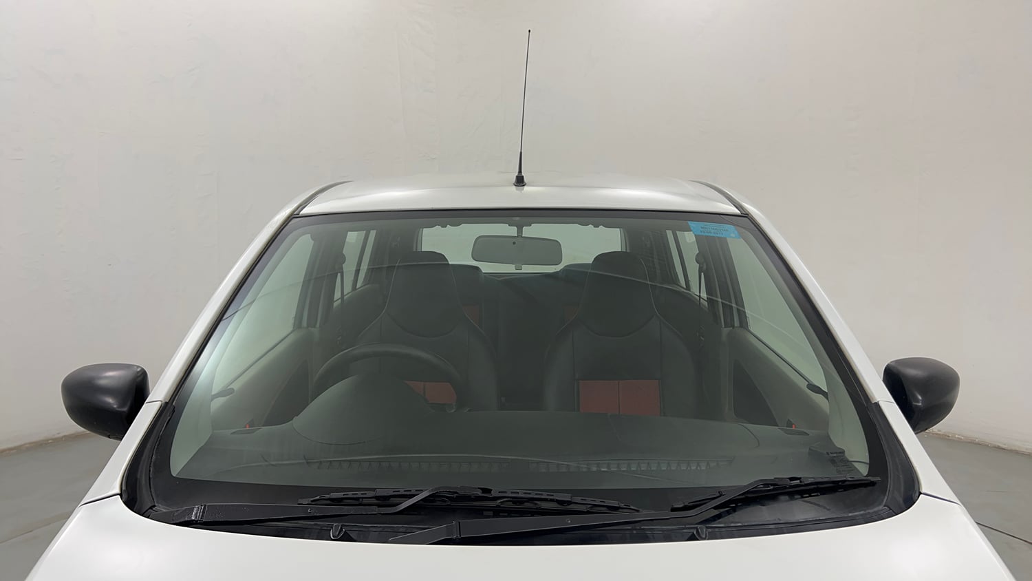 Used 2017 Maruti Suzuki Celerio VXI (O) AMT Petrol Automatic exterior FRONT WINDSHIELD VIEW