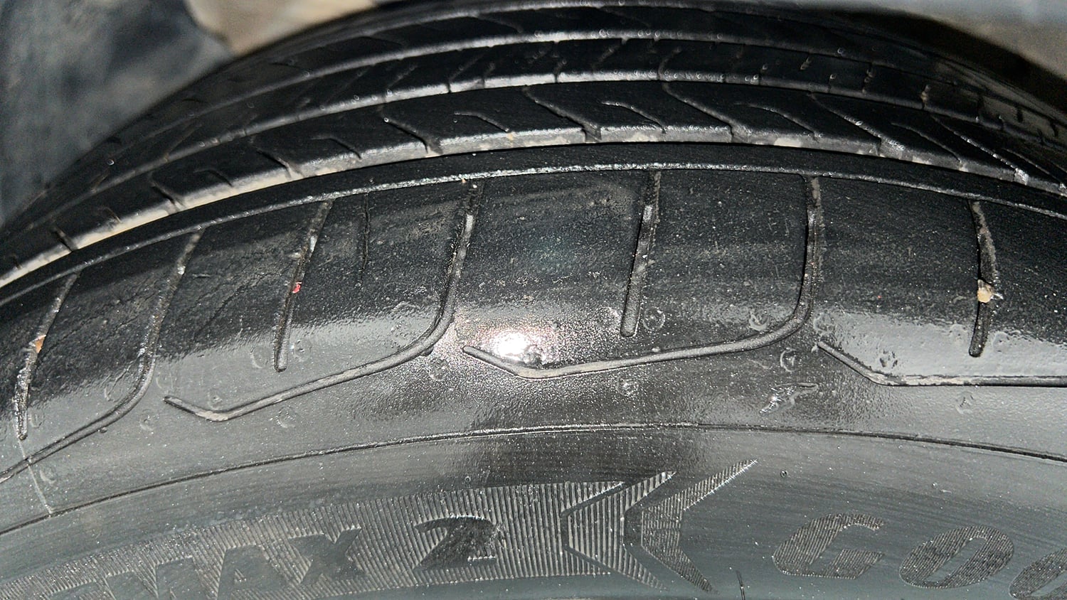 Used 2020 Kia Seltos HTX 1.5 Petrol Manual tyres LEFT FRONT TYRE TREAD VIEW