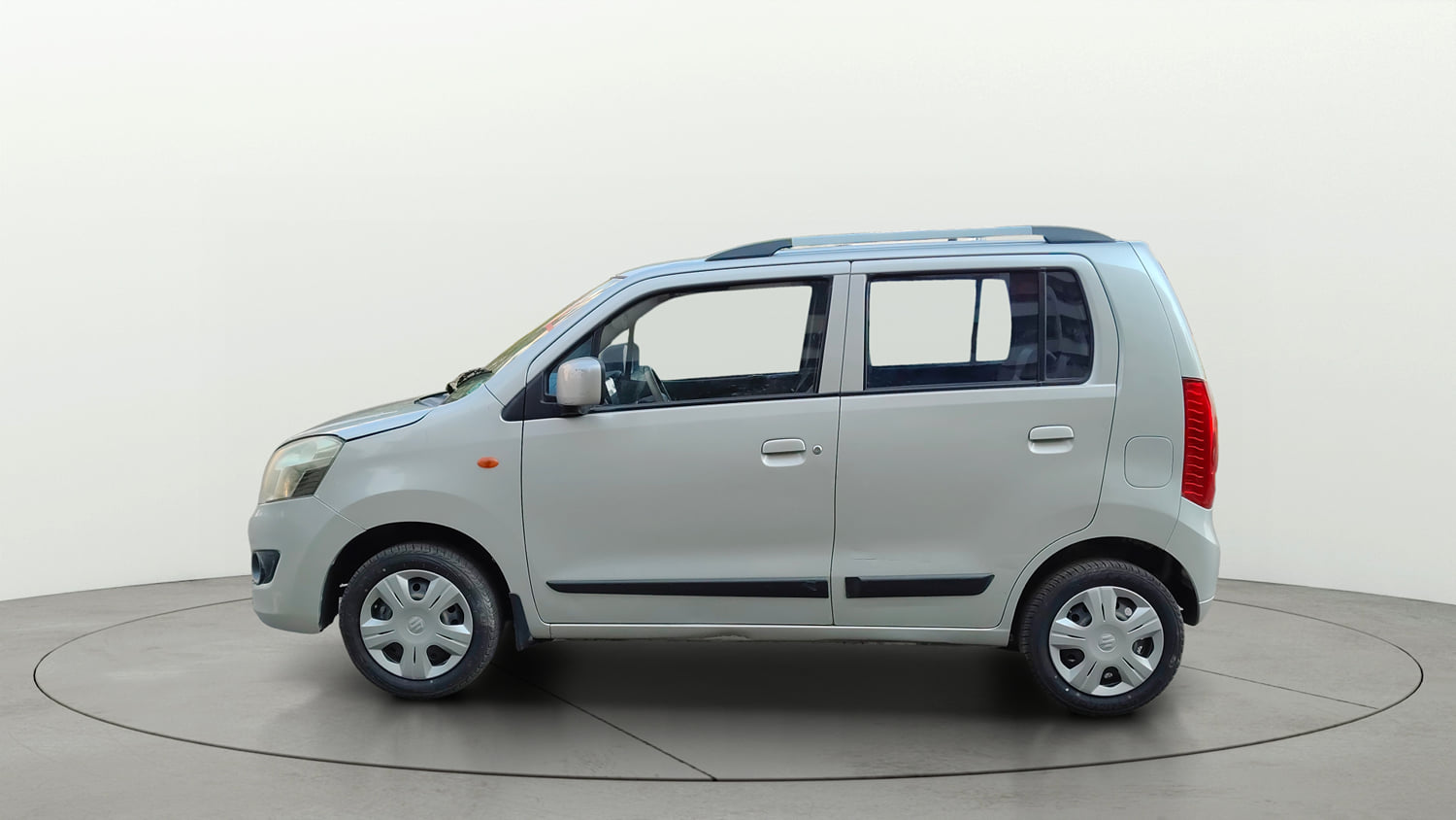 Used 2015 Maruti Suzuki Wagon R VXI Petrol Manual exterior LEFT SIDE VIEW