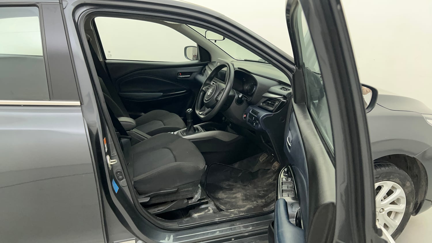 Used 2023 Maruti Suzuki Baleno Zeta MT Petrol Manual interior RIGHT SIDE FRONT DOOR CABIN VIEW