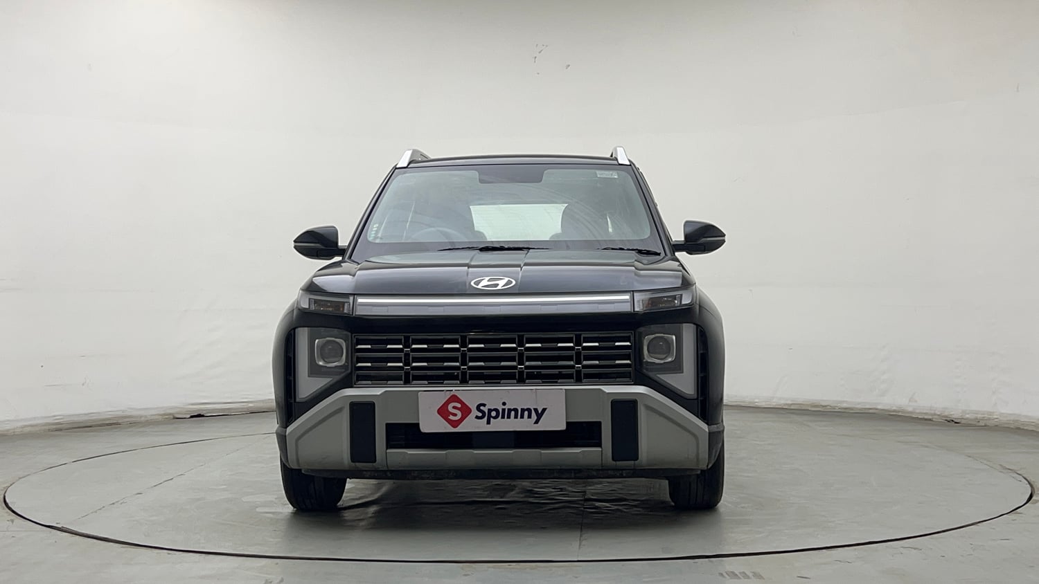 Used 2026 Hyundai Venue 1.2 Kappa Petrol MT HX5 Petrol Manual exterior FRONT VIEW