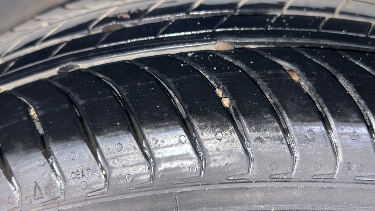 Used 2020 Tata Tiago Revotron XZ Plus Petrol Manual tyres RIGHT REAR TYRE TREAD VIEW