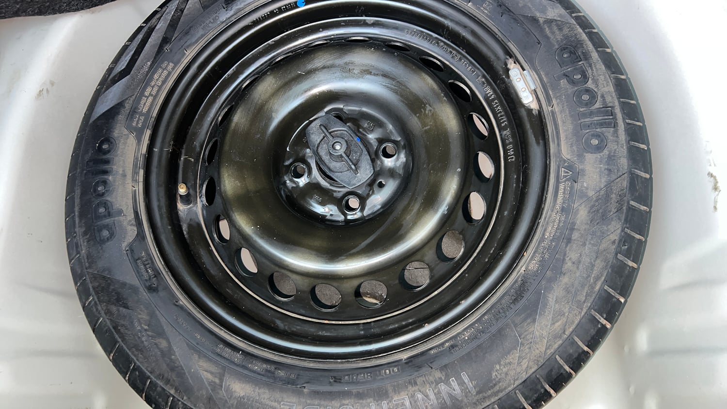 Used 2023 Maruti Suzuki Baleno Delta AGS Petrol Automatic tyres SPARE TYRE VIEW