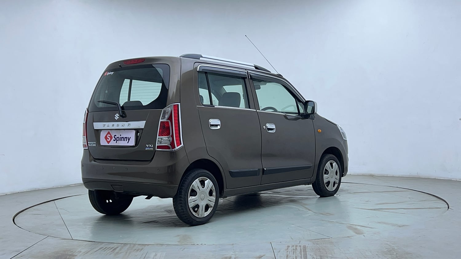 Used 2018 Maruti Suzuki Wagon R 1.0 VXI AMT Petrol Automatic exterior RIGHT REAR CORNER VIEW