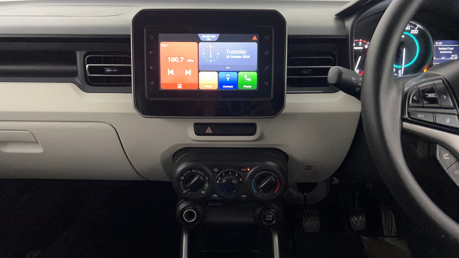 Used 2023 Maruti Suzuki Ignis Zeta 1.2 MT Petrol Manual interior MUSIC SYSTEM & AC CONTROL VIEW