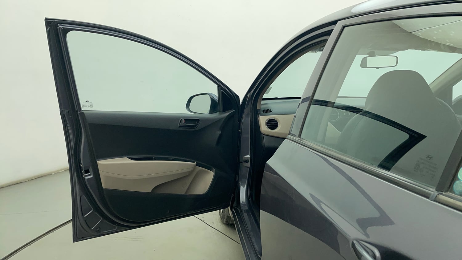 Used 2016 Hyundai Grand i10 Magna AT 1.2 Kappa VTVT Petrol Automatic interior LEFT FRONT DOOR OPEN VIEW