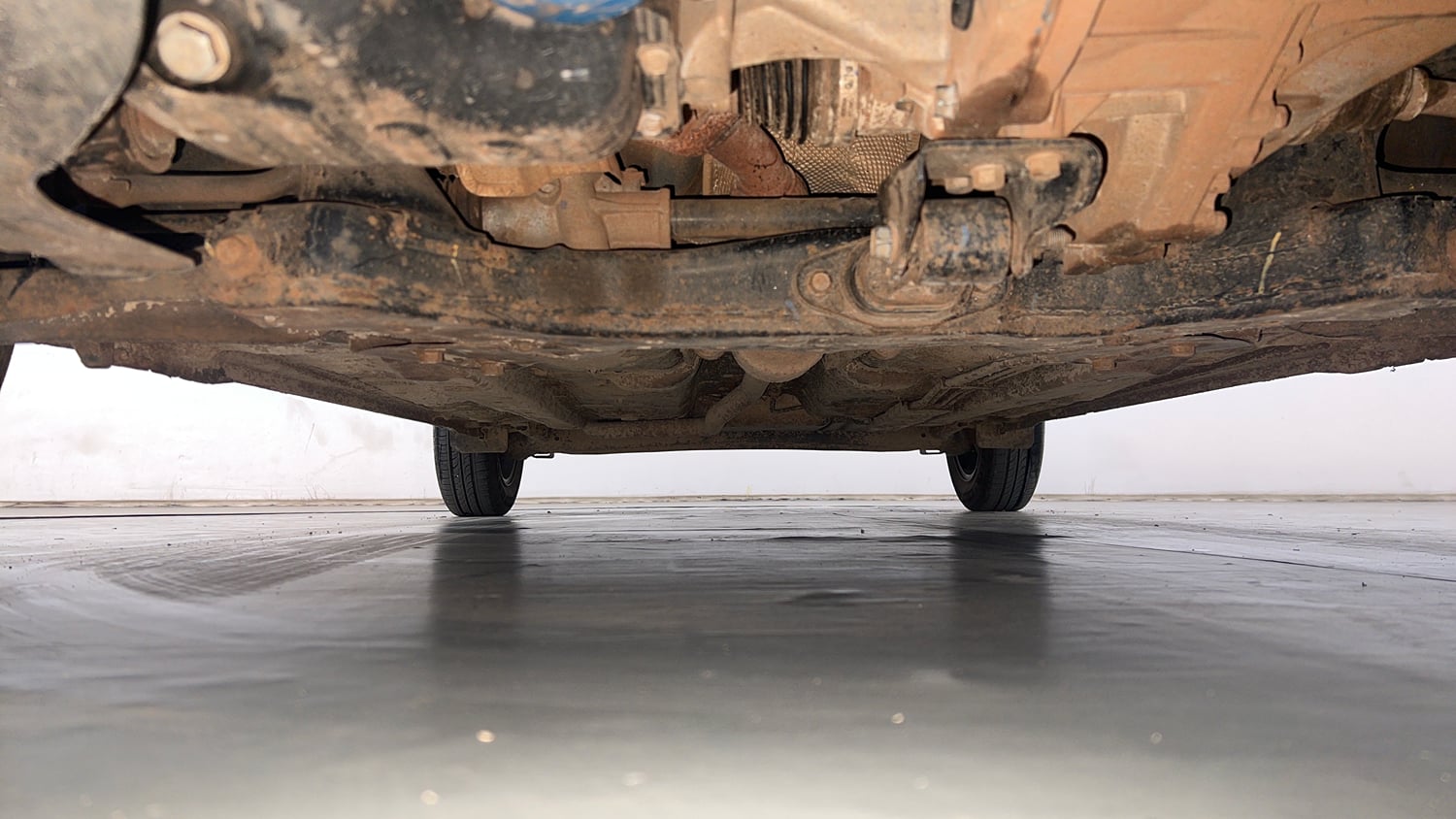 Used 2022 Hyundai Grand i10 Nios Sportz 1.2 Kappa VTVT Petrol Manual extra FRONT LEFT UNDERBODY VIEW