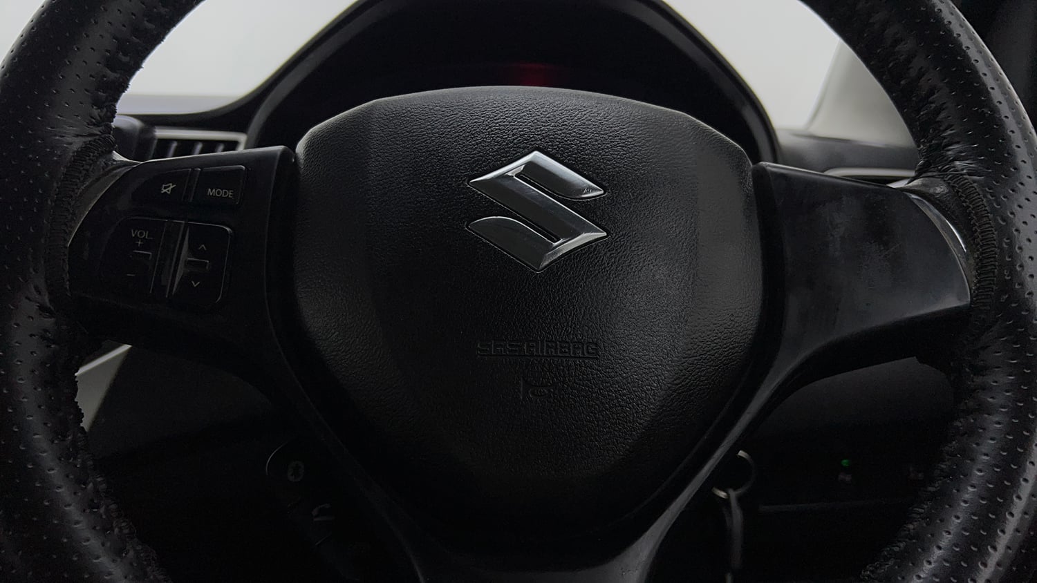Used 2017 Maruti Suzuki Baleno Delta 1.2 Petrol Manual top_features Airbags