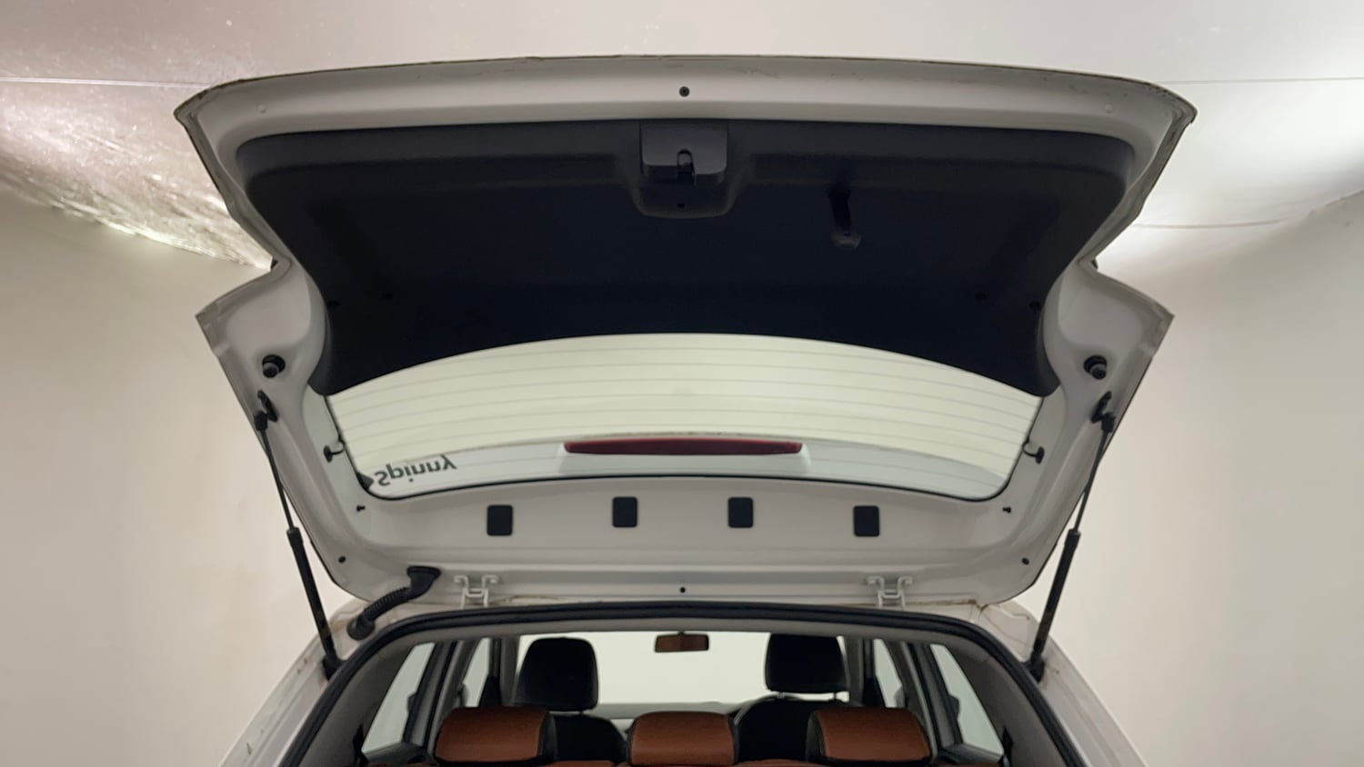 Used 2022 Volkswagen Taigun Highline 1.0 TSI MT Petrol Manual interior DICKY DOOR OPEN VIEW