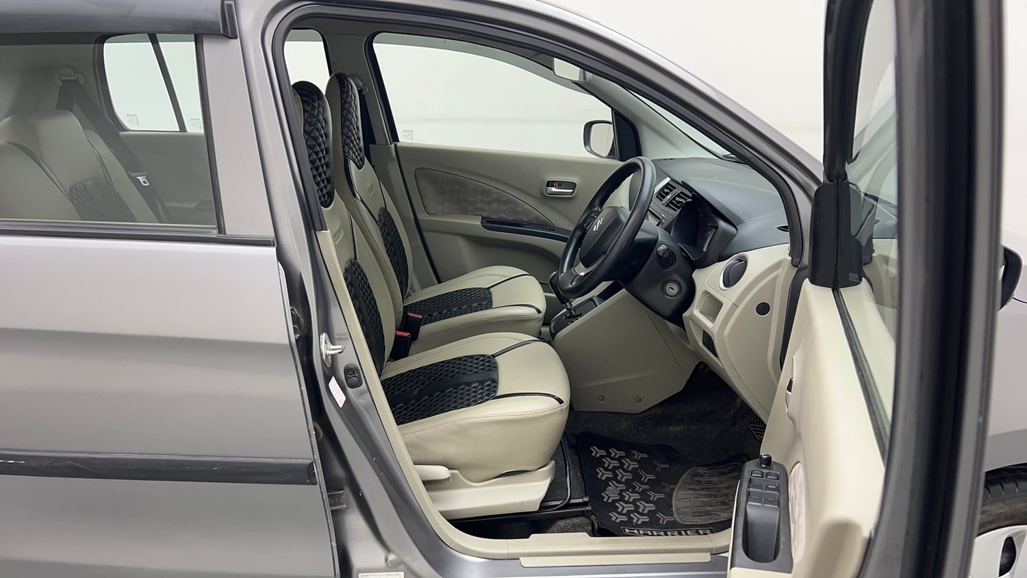 Used 2017 Maruti Suzuki Celerio ZXi AMT Petrol Automatic interior RIGHT SIDE FRONT DOOR CABIN VIEW