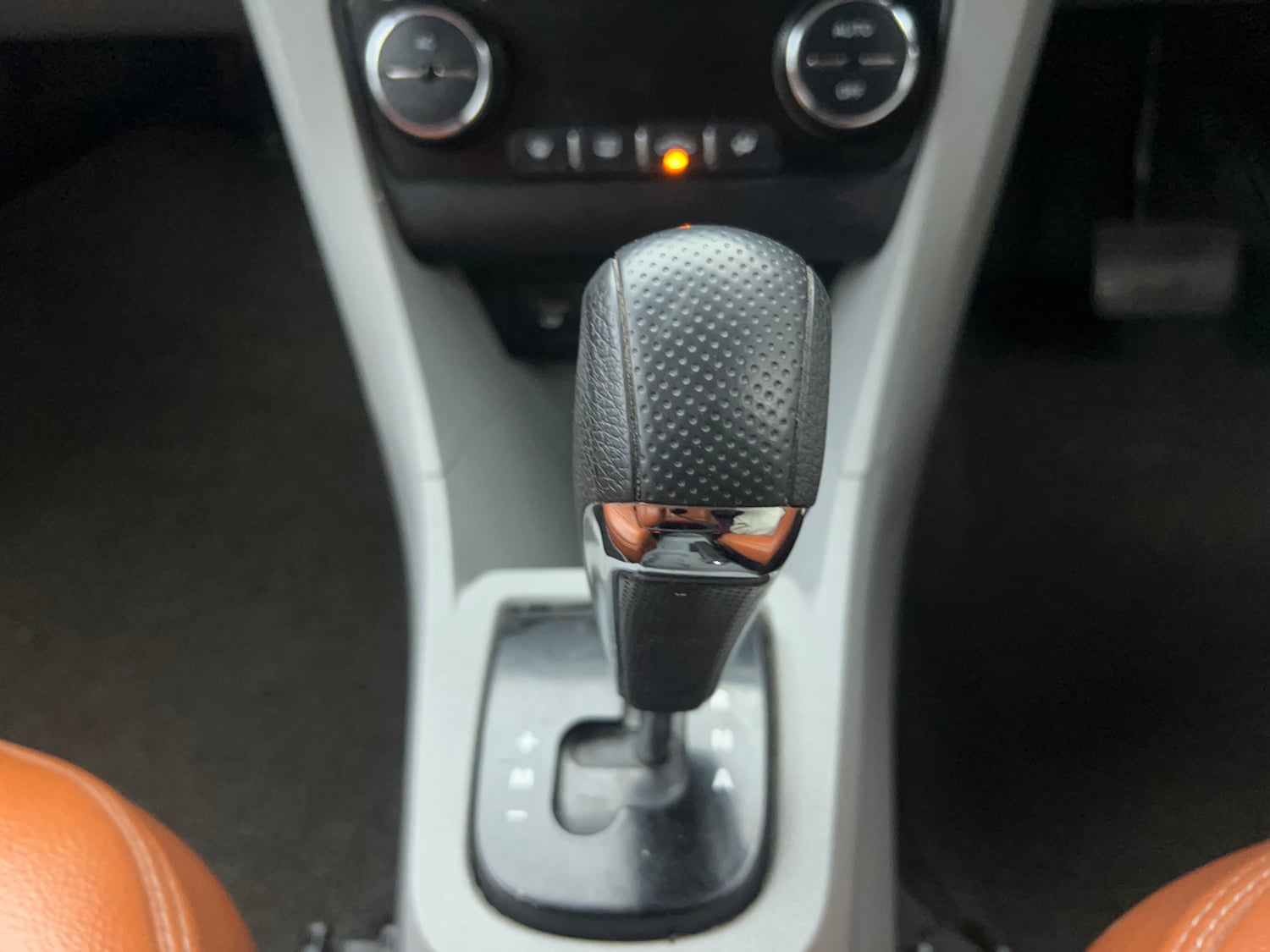 Used 2022 Tata Tiago XZA Plus Petrol Automatic interior GEAR  KNOB VIEW