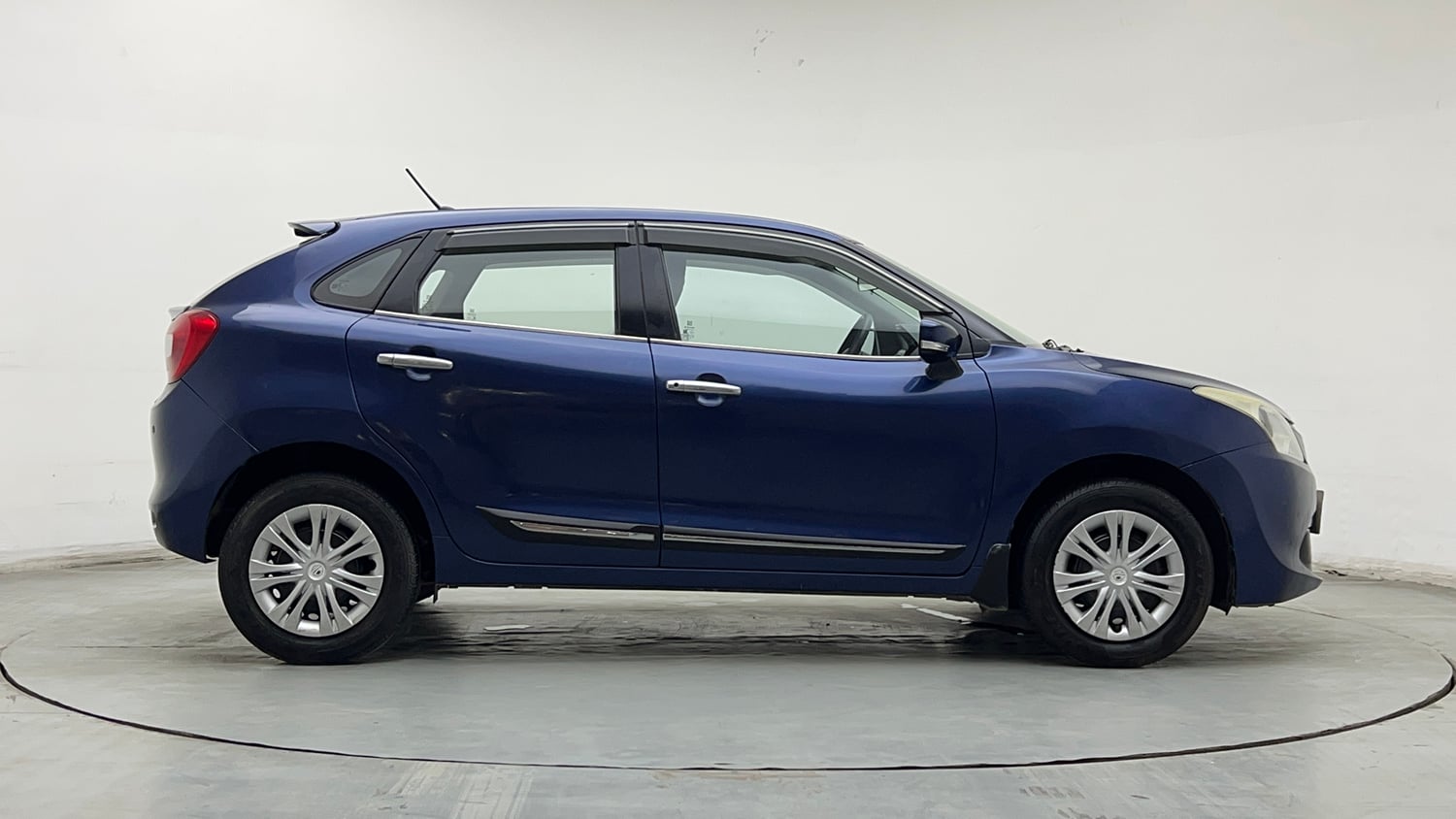 Used 2018 Maruti Suzuki Baleno Delta 1.2 Petrol Manual exterior RIGHT SIDE VIEW