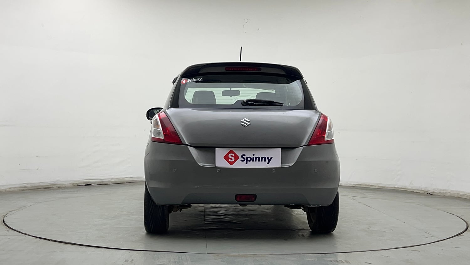 Used 2015 Maruti Suzuki Swift ZXi Petrol Manual exterior BACK VIEW