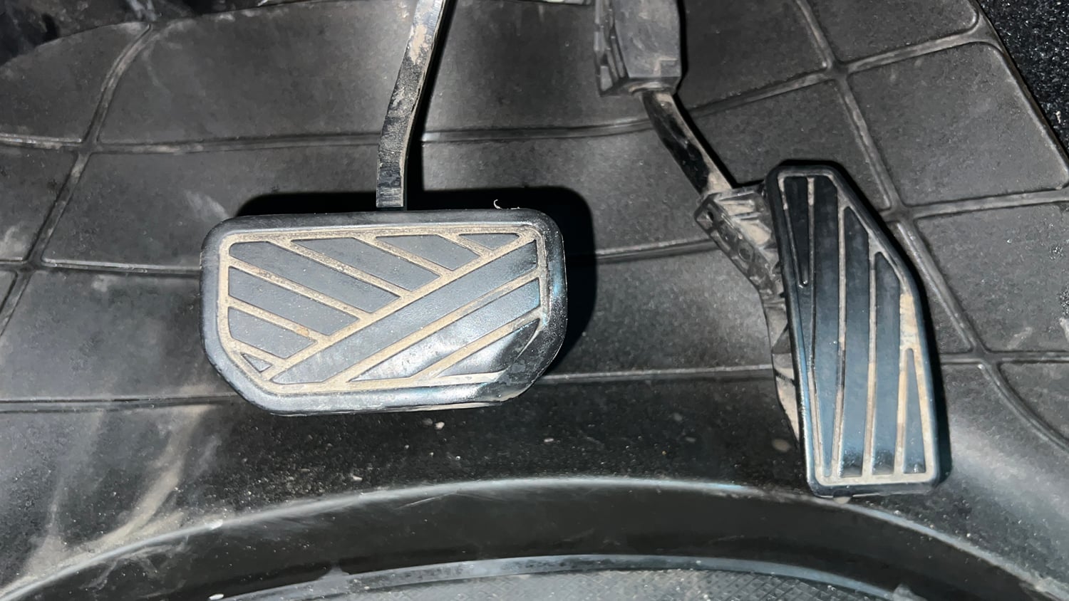 Used 2023 Maruti Suzuki Baleno Delta AGS Petrol Automatic interior PEDALS VIEW