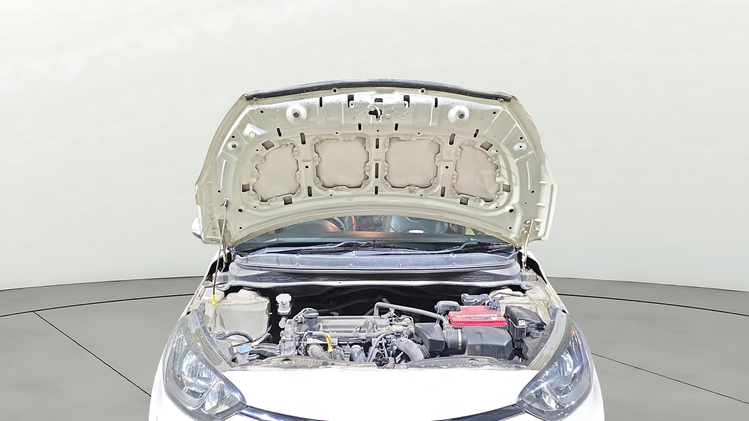 Used 2013 Hyundai i20 Asta 1.2 Petrol Manual engine ENGINE & BONNET OPEN FRONT VIEW