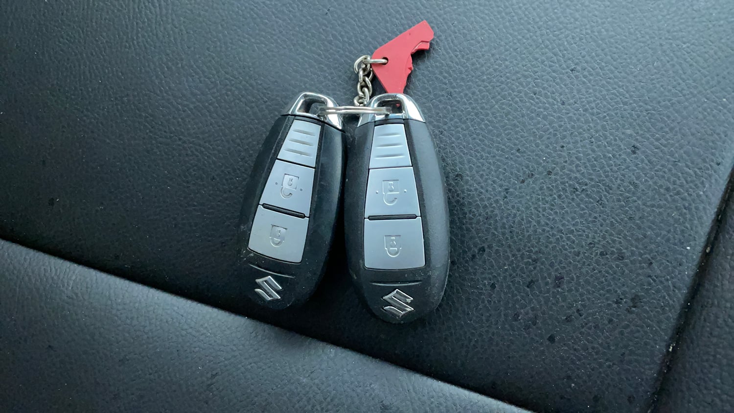 Used 2017 Maruti Suzuki Ertiga ZXI+ Petrol Manual extra CAR KEY VIEW
