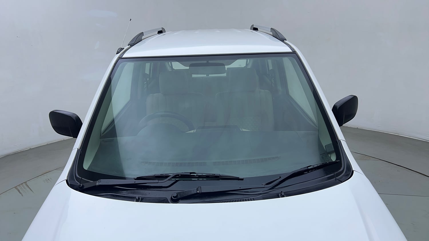 Used 2018 Maruti Suzuki Wagon R LXI Petrol Manual exterior FRONT WINDSHIELD VIEW