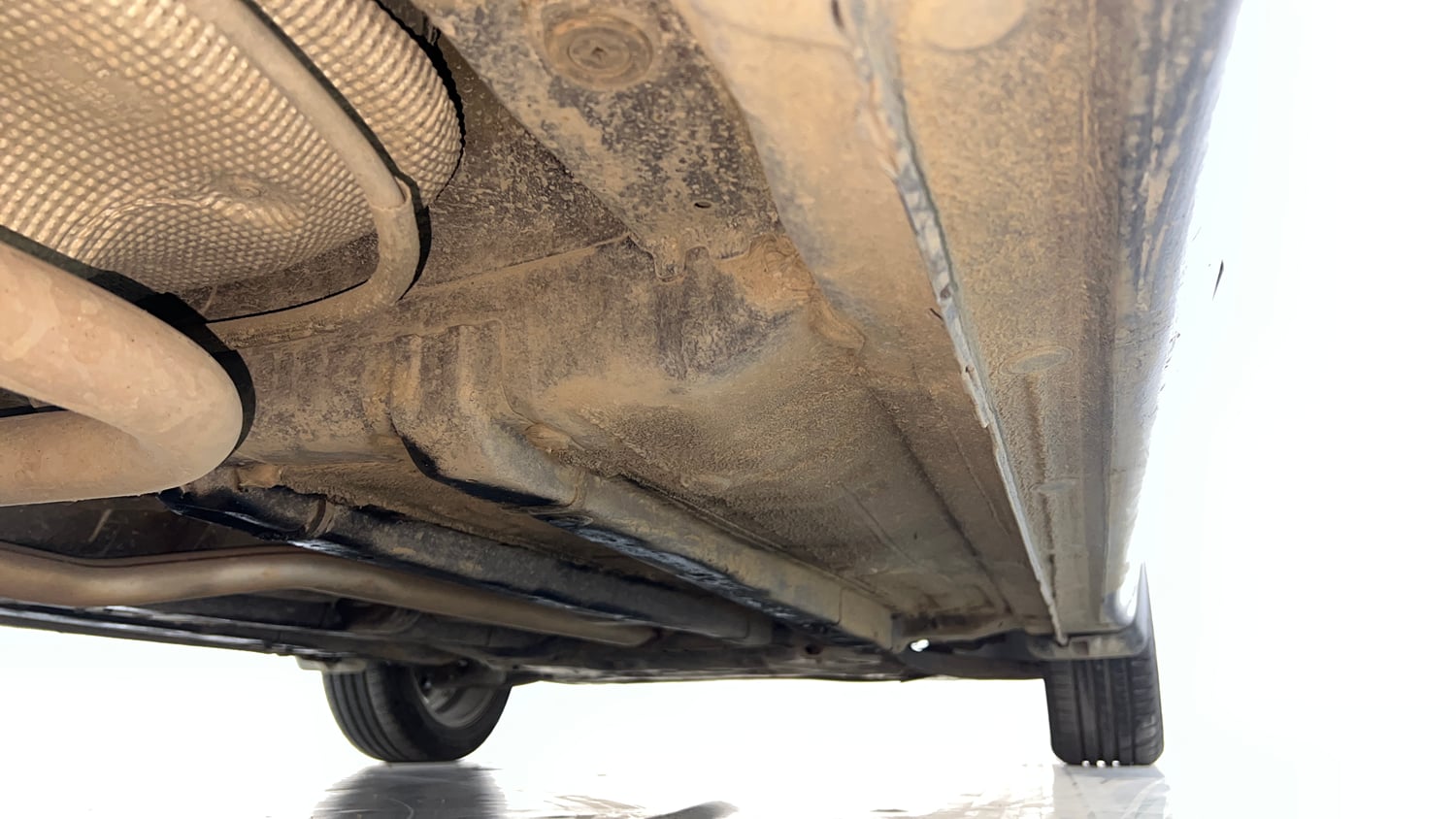 Used 2017 Hyundai Elite i20 Asta 1.2 (O) Petrol Manual extra REAR RIGHT UNDERBODY VIEW