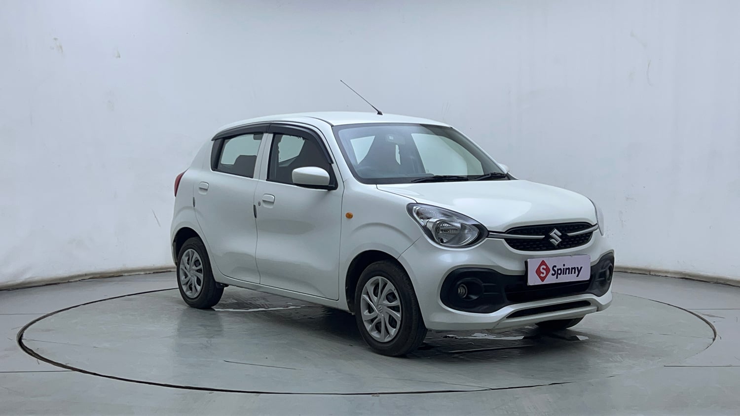 Used 2025 Maruti Suzuki Celerio VXi Petrol Manual exterior RIGHT FRONT CORNER VIEW
