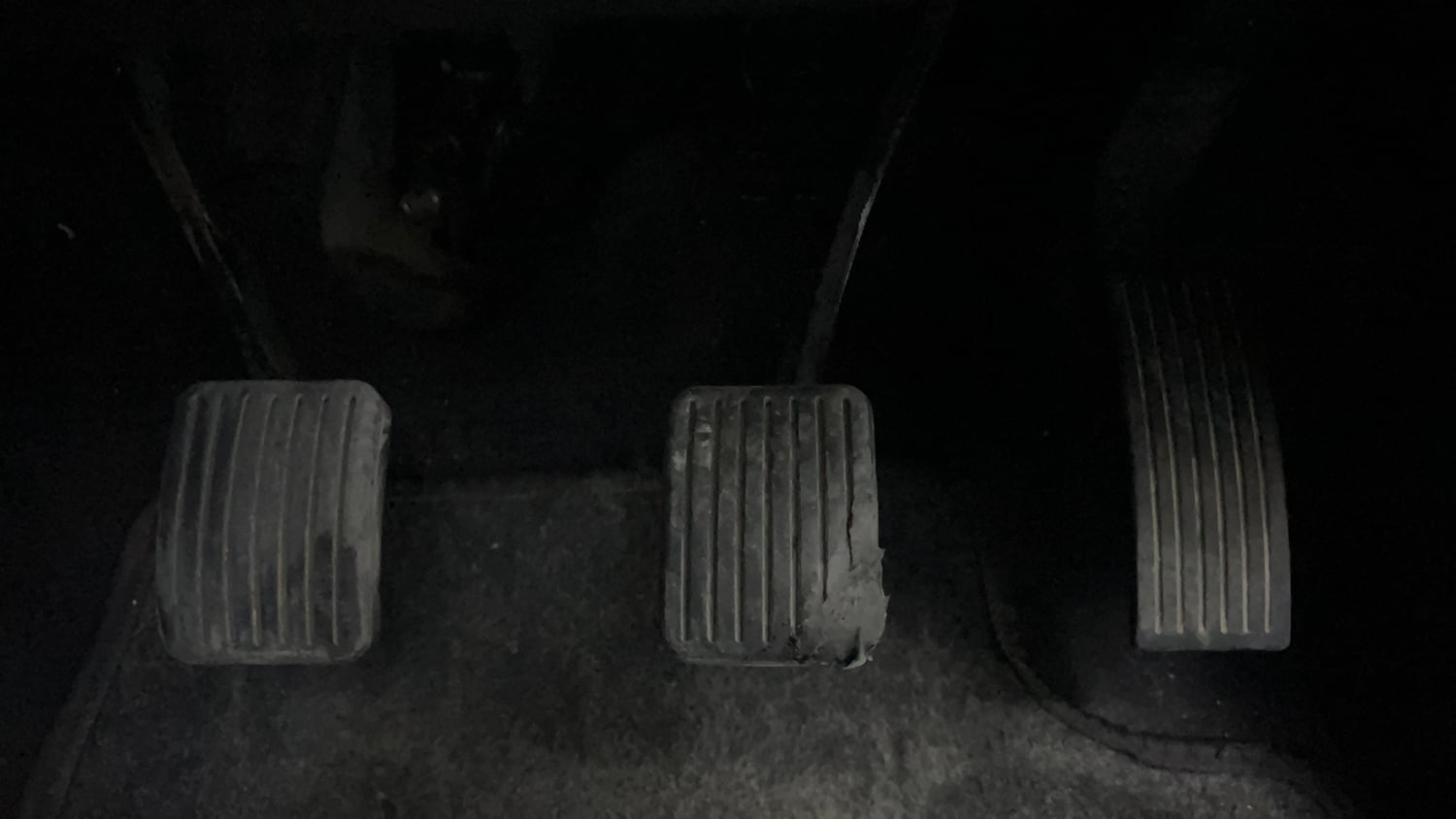 Used 2018 Hyundai Grand i10 Asta U2 1.2 CRDi Diesel Manual interior PEDALS VIEW