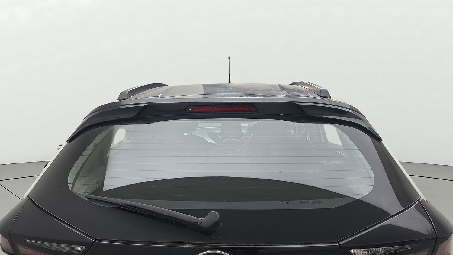 Used 2020 Tata Altroz XZ Petrol Petrol Manual exterior BACK WINDSHIELD VIEW