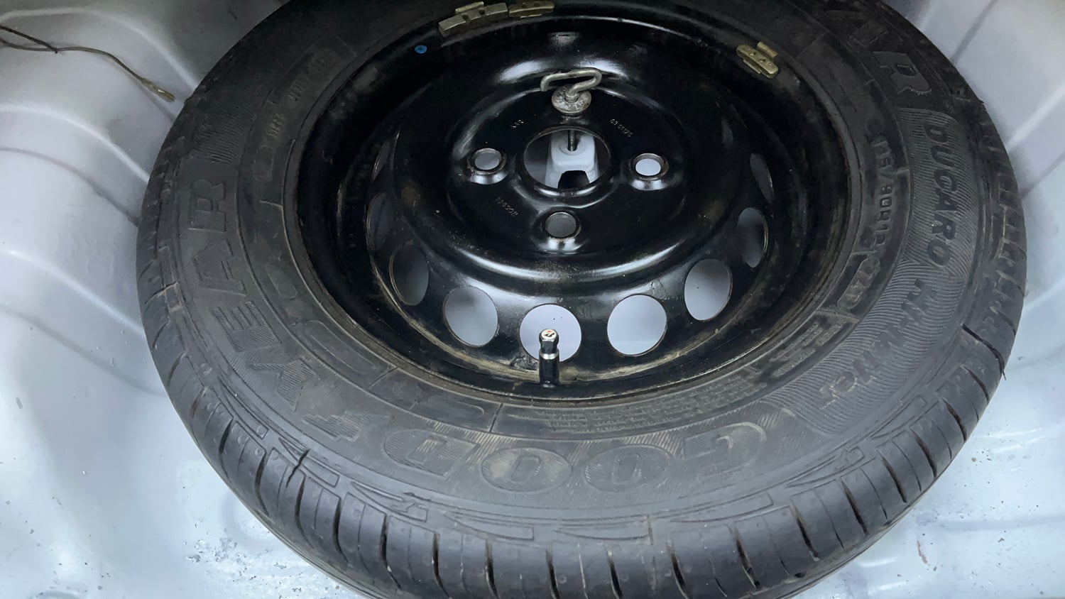 Used 2017 Maruti Suzuki Alto 800 VXi (O) Petrol Manual tyres SPARE TYRE VIEW