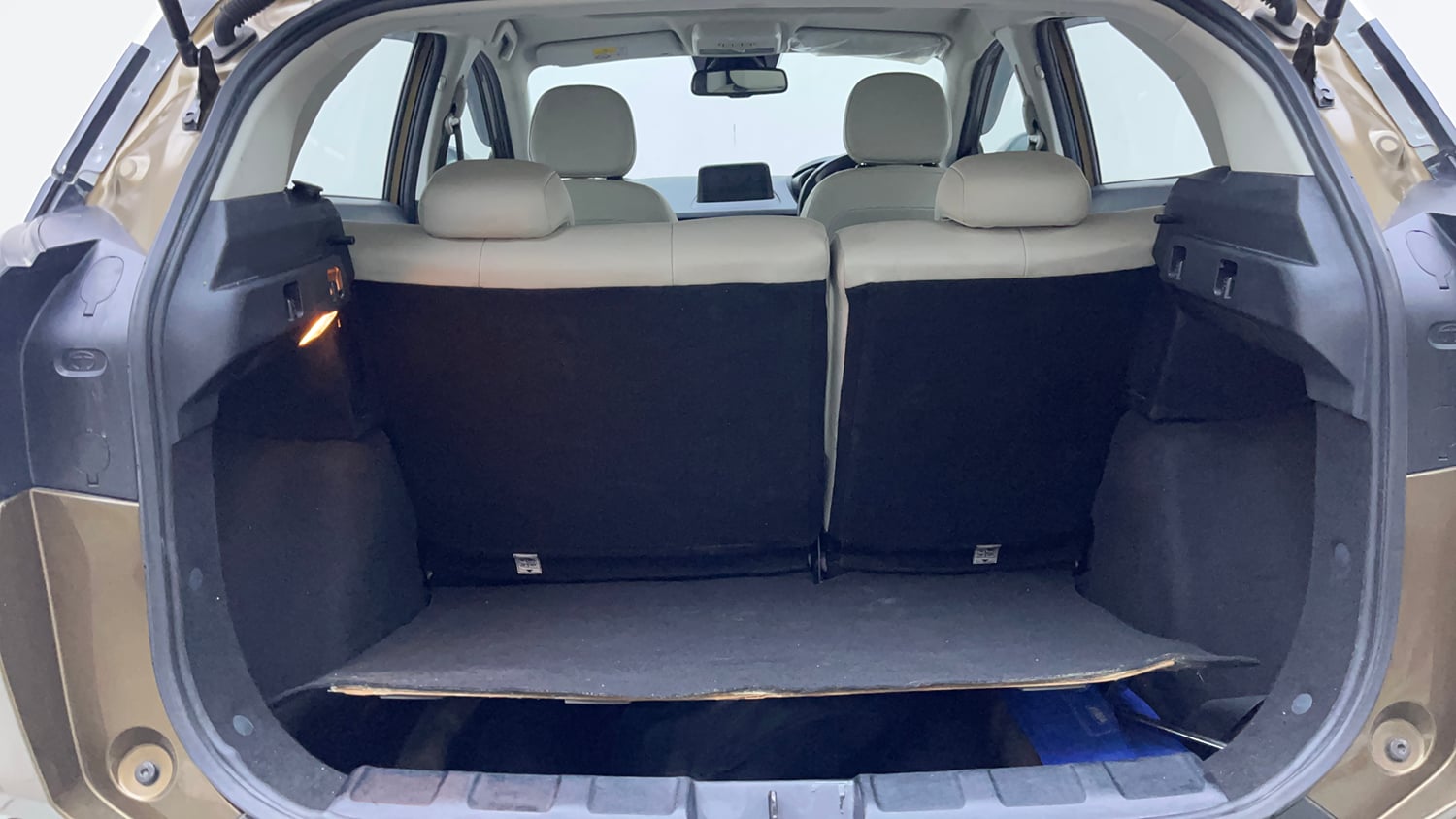 Used 2022 Tata Nexon XZA Plus (Premium) Diesel Jet Diesel Automatic interior DICKY INSIDE VIEW
